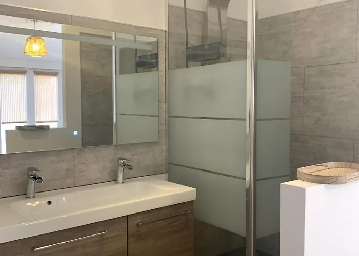 Vidago Maison Neuve Confort Avec Terrasse Privée Сasa de vacaciones *